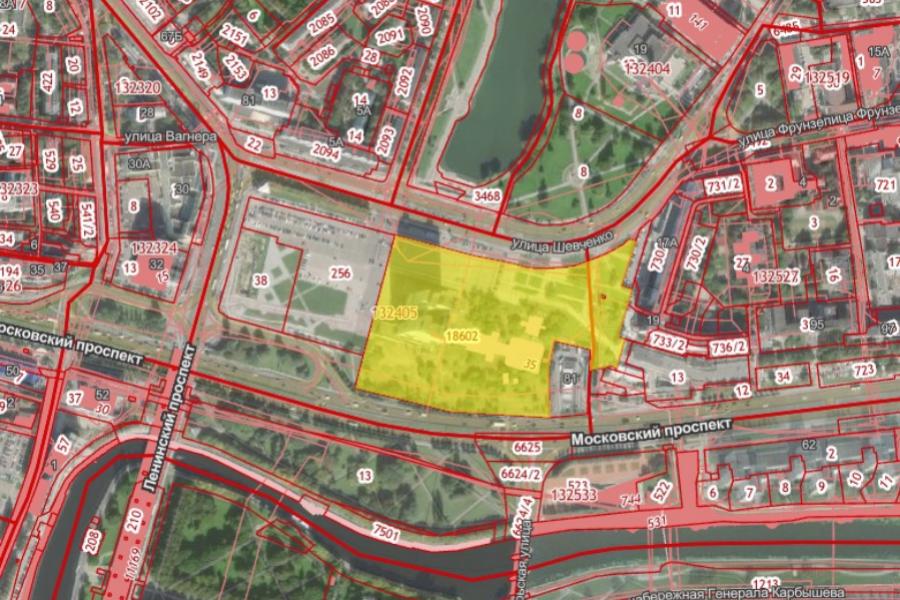 Депутат попросил прокурора проверить законность приватизации Центральной площади