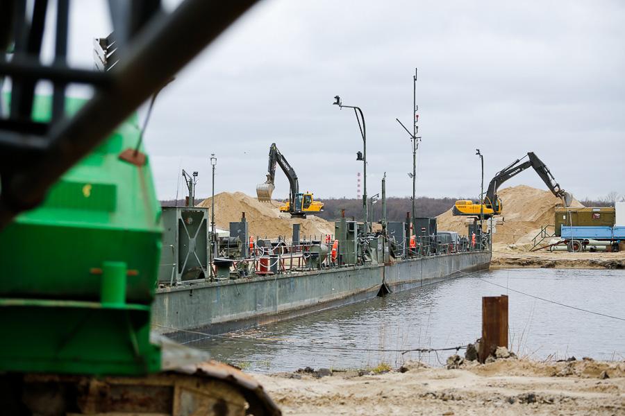 «Золотые» мосты: ревизоры нашли нарушения на стройплощадке стадиона к ЧМ-2018