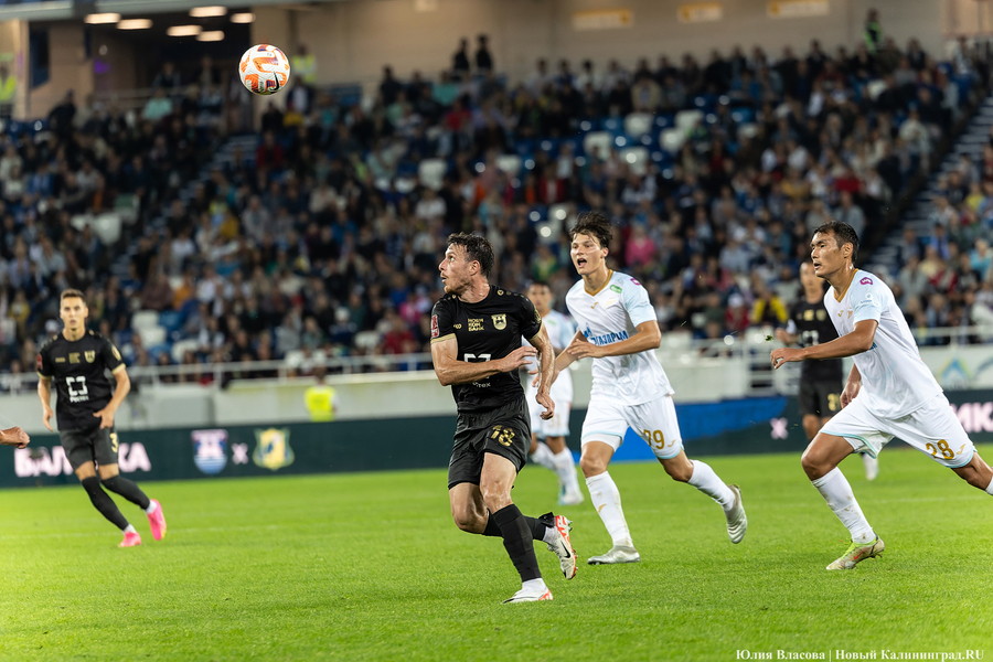 Победный гол: лучшие моменты матча между «Балтикой» и «Зенитом» (фото)