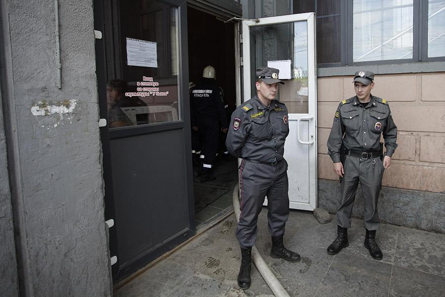 В КГТУ на Советском проспекте произошло задымление, работали 5 пожарных расчётов (+фото)
