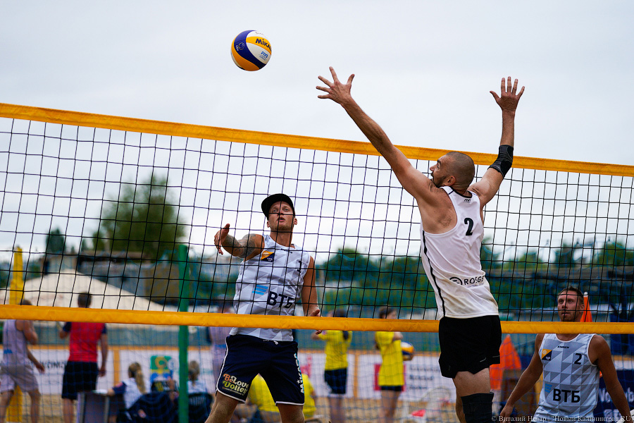 В Зеленоградске стартовал этап чемпионата РФ по пляжному волейболу. Вот как это было