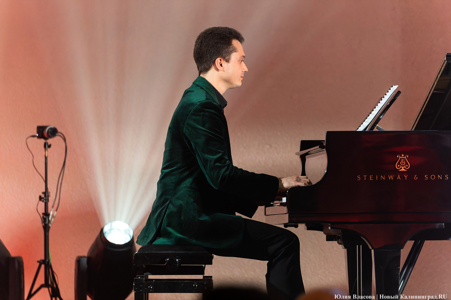 «Кантата» под сводами старинной кирхи: в Нойхаузене сыграли Мусоргского (фото)