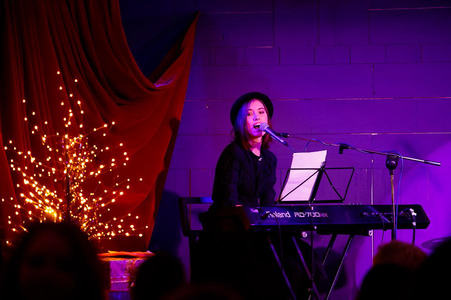 Поп-музыка для взрослых: петербурженка Nina Karlsson выступила в Калининграде