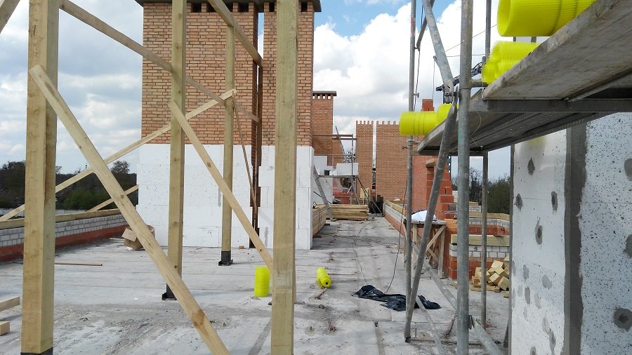 Как найти хорошего застройщика в  городе Гурьевске?