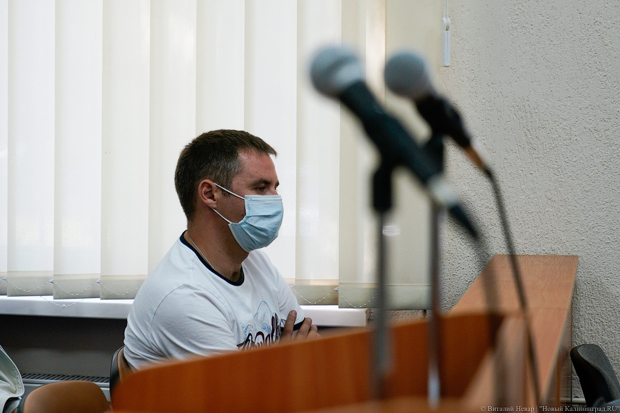 «Утонул в камере!»: в суде по делу о гибели Вшивкова показали очередное видео