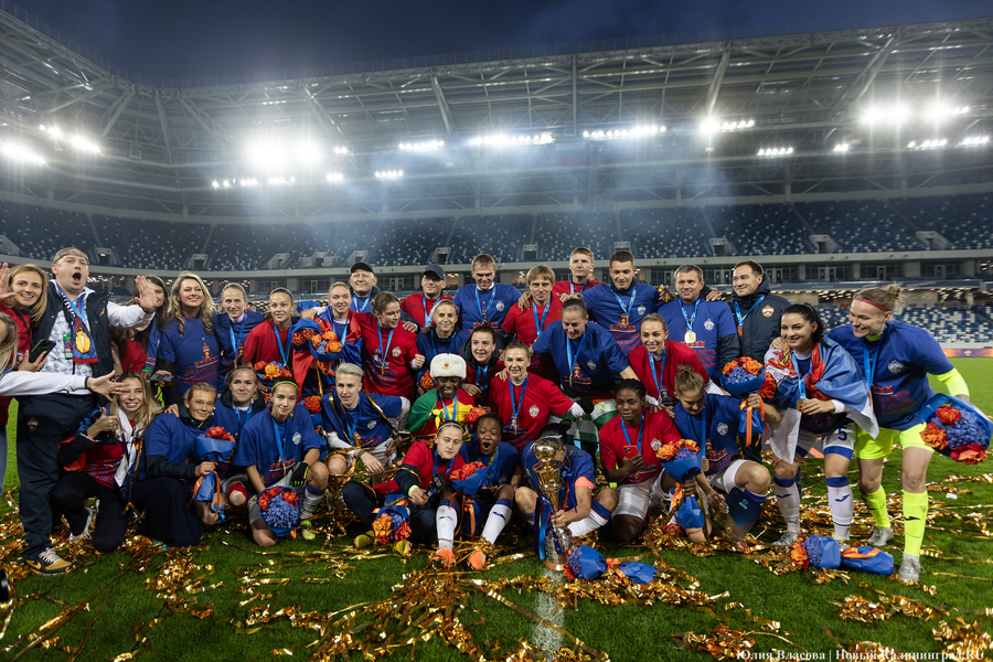 «Дерби двух столиц»: как футболистки ЦСКА обыграли «Зенит» на «Ростех Арене» (фото)