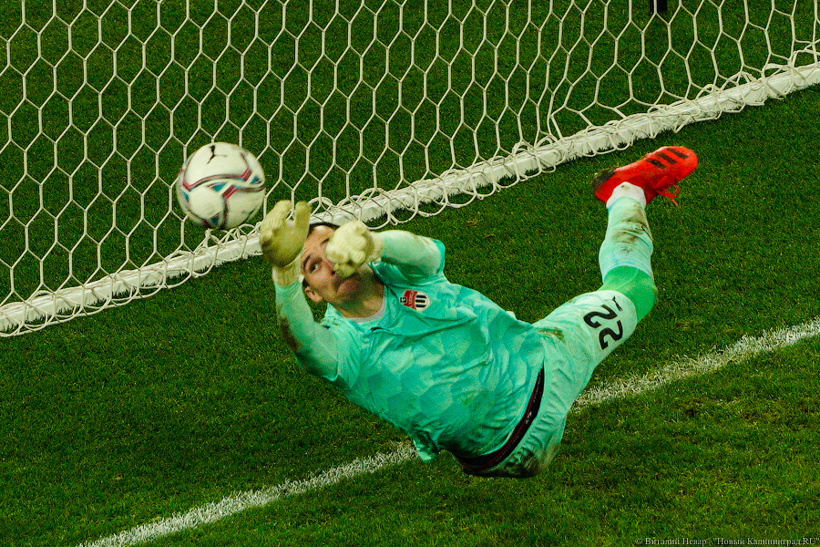 «Балтика» проиграла «Химкам» по пенальти, но вышла в 1/8 Кубка России. Объясняем почему (фото)