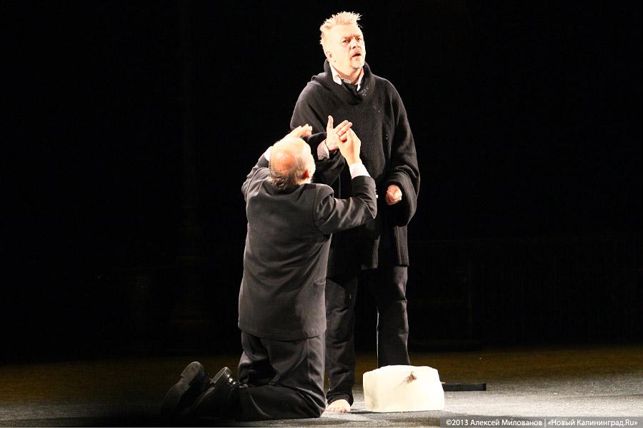 москва гамлет някрошюс. театр калининград спектакли. алые паруса пермь театр-театр. пегова в спектакле 13d. калининград спектакли 2014 год.