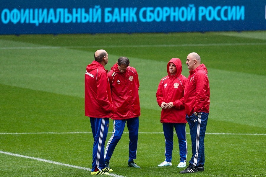 Сборная России по футболу провела тренировку на стадионе «Калининград» (фото)