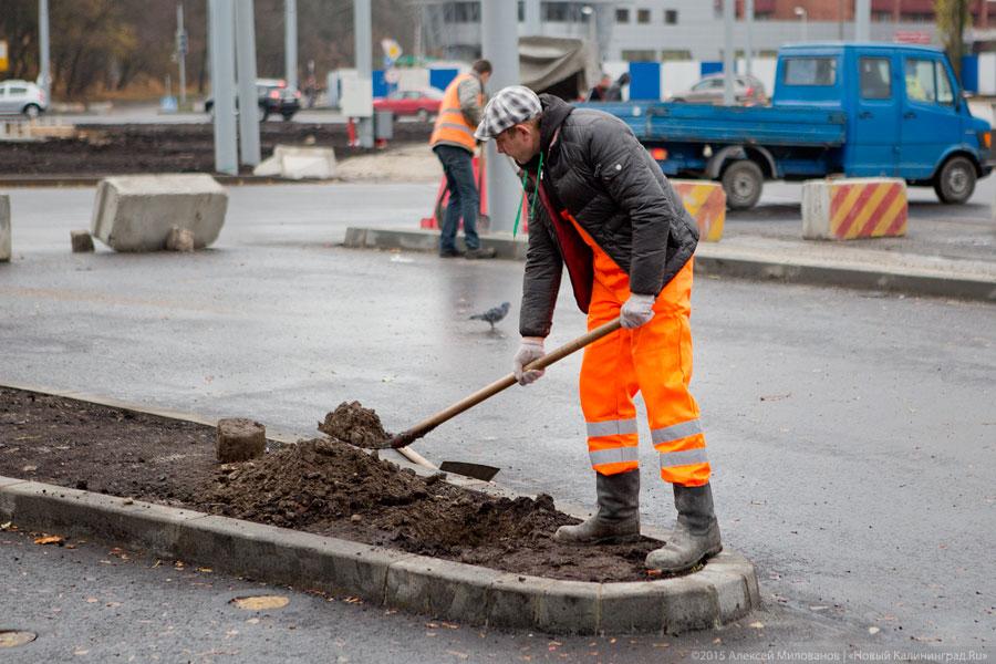 Бог не помог: как на площади Василевского торжественно не открыли движение