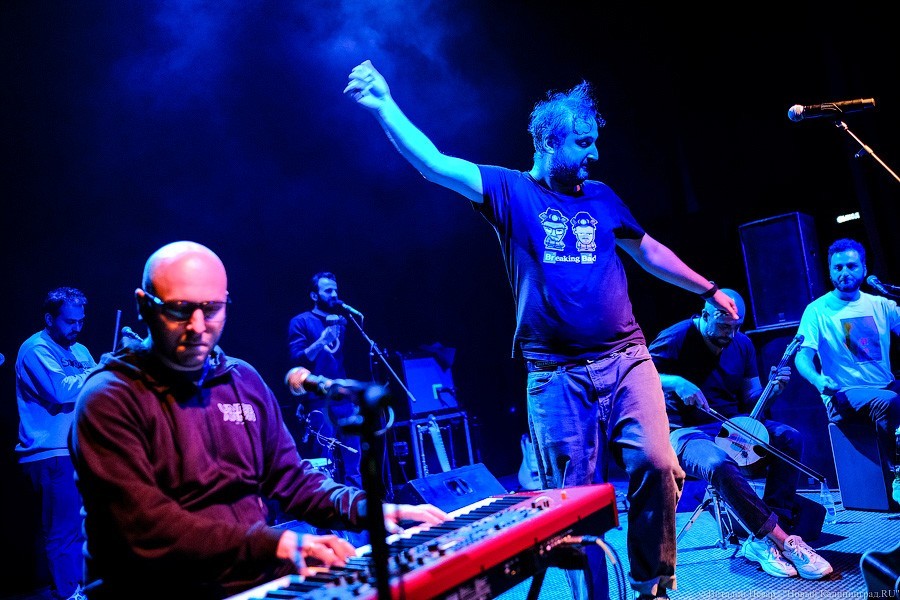 Он такой хороший мальчик: как Mgzavrebi привезли в Калининград тепло