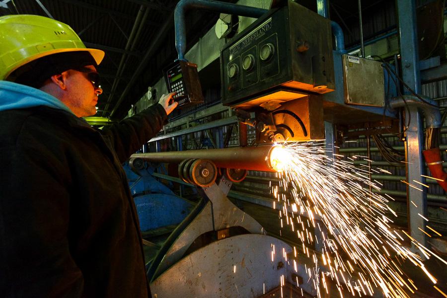 От буровых до стадиона: Николай Цуканов присматривает местных подрядчиков на стройки ЧМ-2018