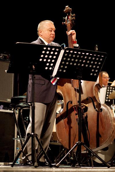 Игорь Бутман играет Бенни Гудмена: фоторепортаж с джазового концерта в Доме искусств