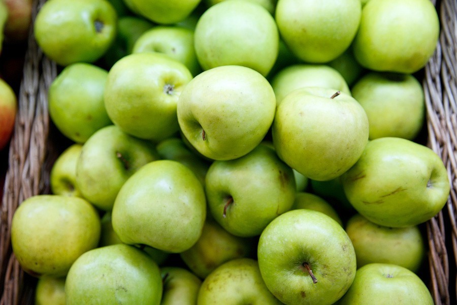 Росстат зафиксировал резкий рост цен на яблоки в Калининграде