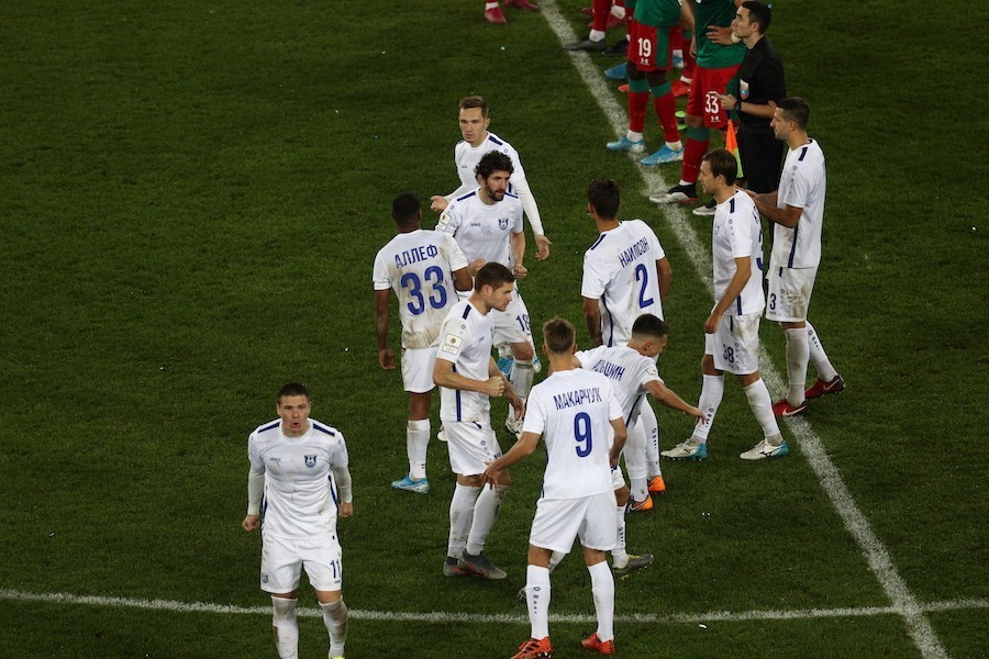 Футболистам «Балтики» понижают зарплату на 20%. В среднем игроки получали по 200 тыс.