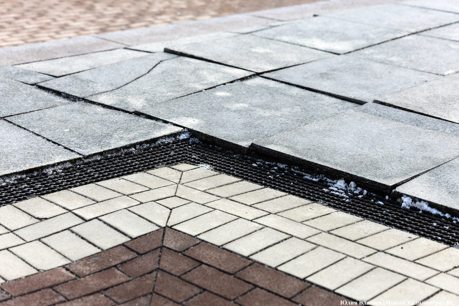 Горвласти о состоянии площади Победы: после 20 лет эксплуатации нужна реконструкция (фото)