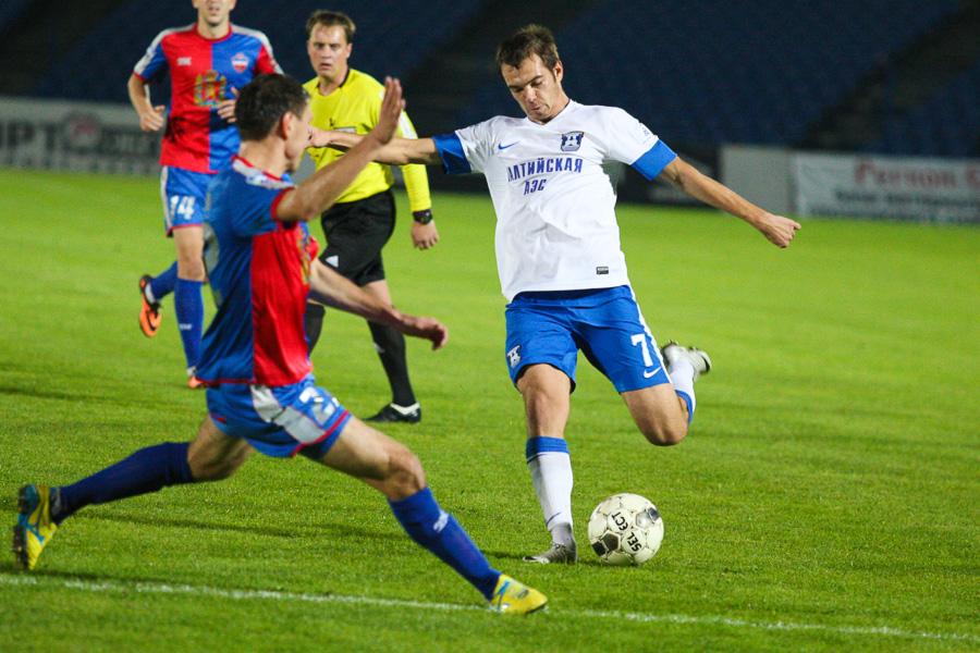 Нули на табло: «Балтика» и «Енисей» сыграли в безголевую ничью (фото)