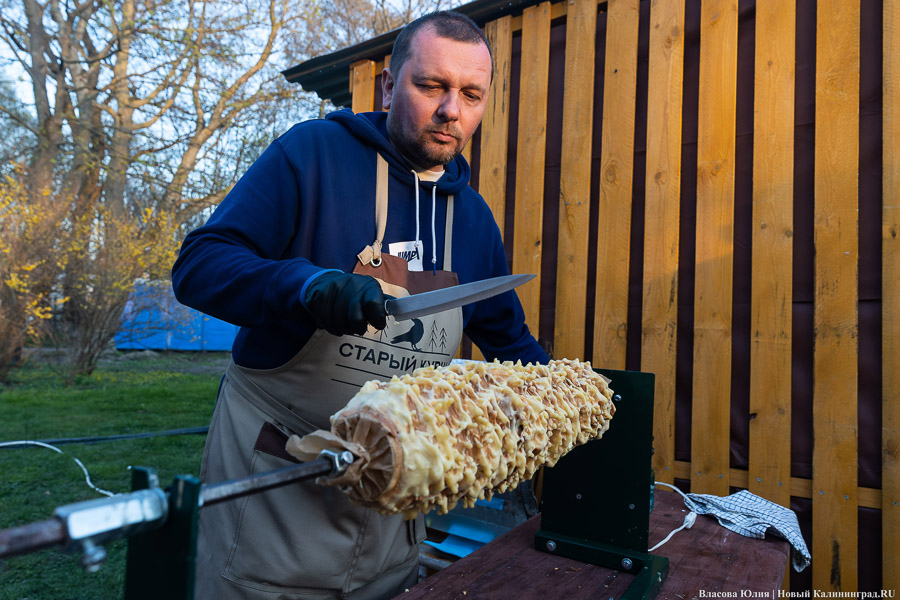 А-ля Новый год: в Зеленоградске «Фиштивалем» в апреле открыли курортный сезон (фото)