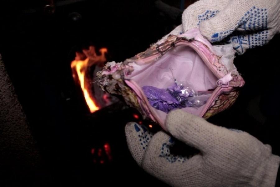 В Гурьевском районе полиция взяла штурмом особняк крупного наркодельца (фото)