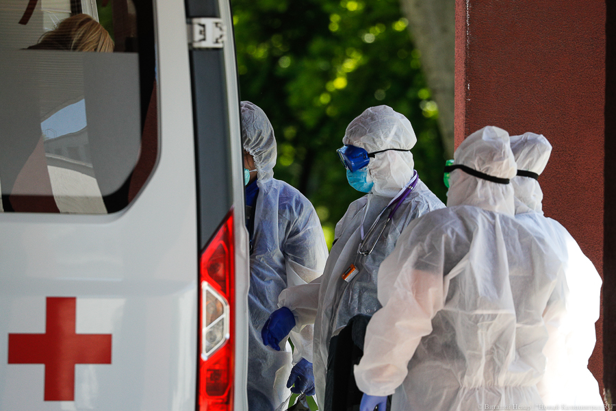 С начала пандемии в России умерло более 25 тысяч человек с коронавирусом