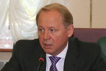 Савенко оценил работу Лапина "никак"