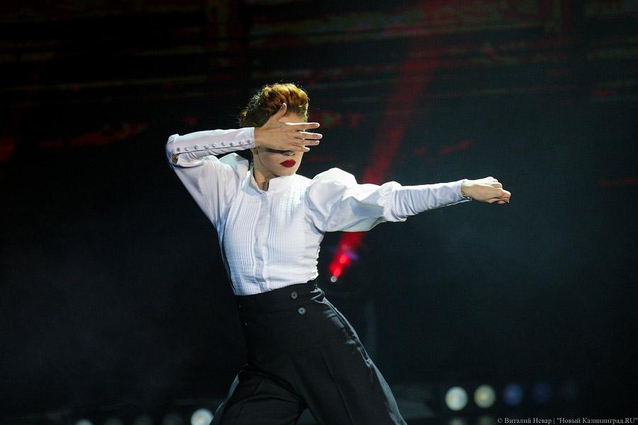 За свободу движения: финалисты шоу «Танцы на ТНТ» выступили в Театре эстрады