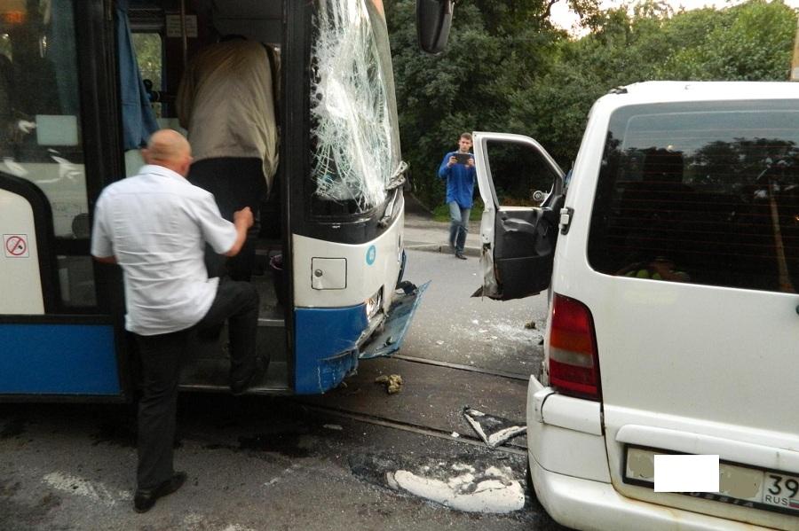 В Калининграде 4-летней девочке, попавшей в ДТП, ампутировали пальцы на ноге (+ фото)