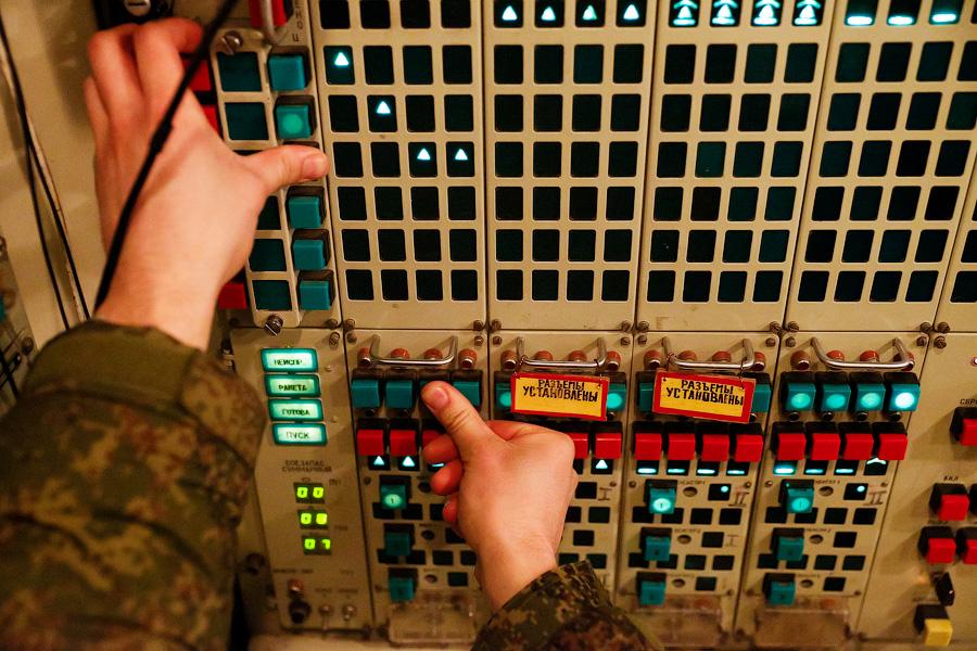 Мирное небо: фоторепортаж с тренировки по боеготовности расчётов С-300 ПВО