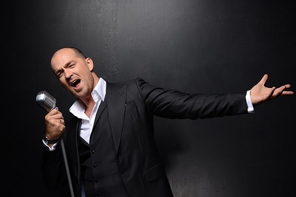 В «Янтарь-Холле» выступит участник проекта «Голос» Методие Бужор