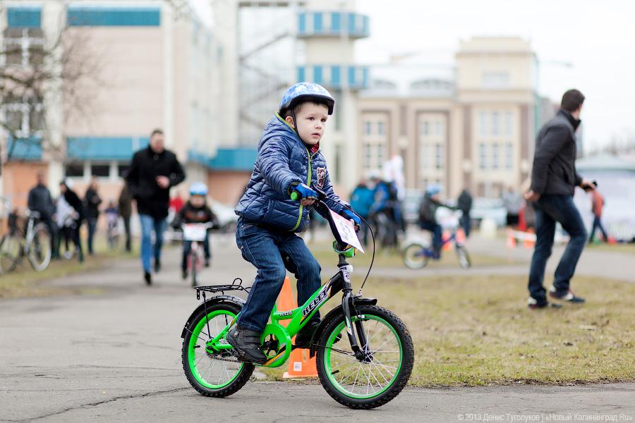 «Старты на двух колесах»: фоторепортаж с детских велогонок «Kids Race 2013»
