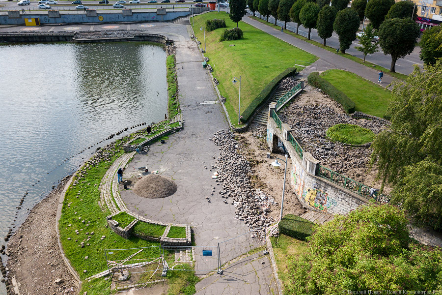 Нижнее сверху: набережная Нижнего озера перед ремонтом с высоты птичьего полёта