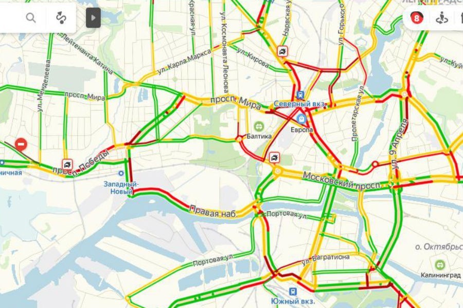 Вечером в четверг центр Калининграда встал в пробках