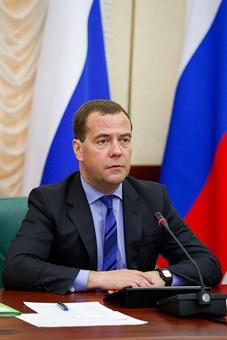 Дайджест СМИ: благоприятный Медведев, опасная Украина и высокие зарплаты главврачей
