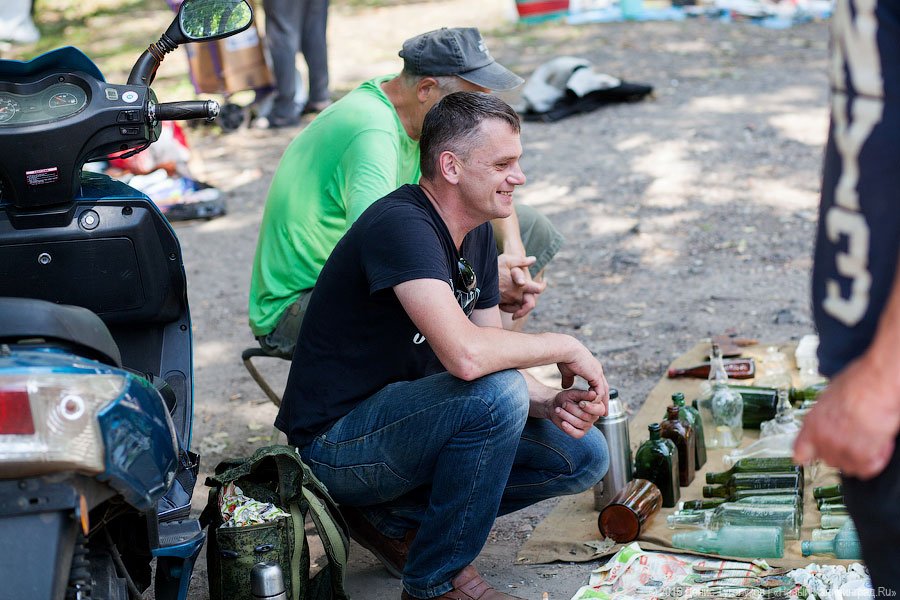 Культурный слой: немецкое и советское на городской барахолке