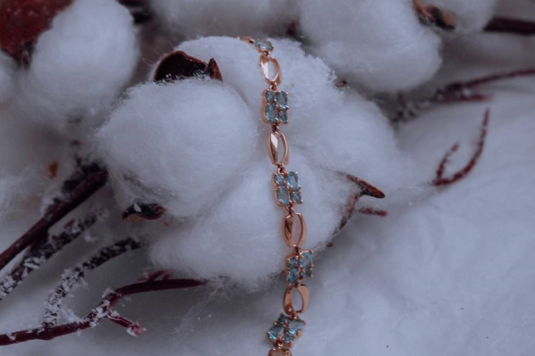 Выражайте чувства ювелирно: где купить подарок, который ей точно запомнится