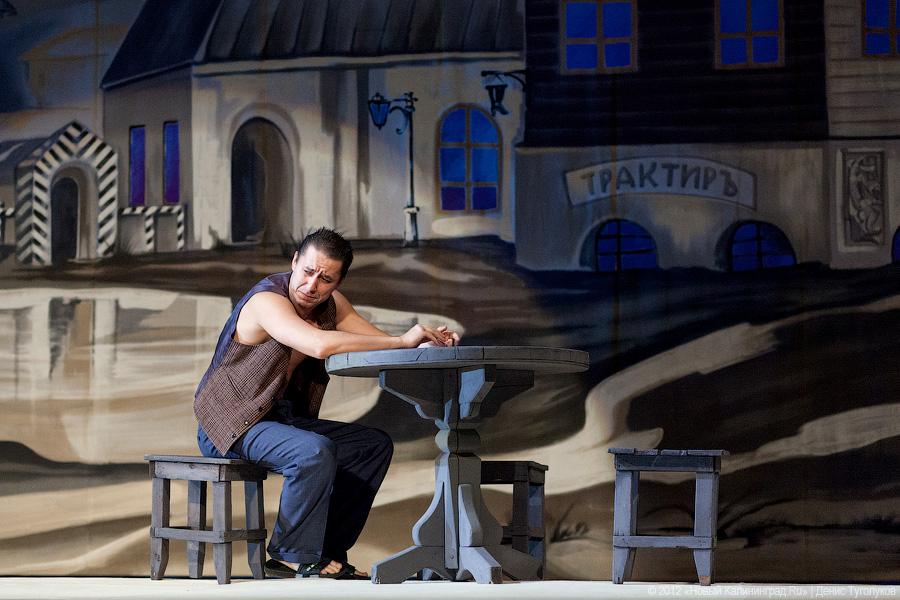 «Ревизор приехал»: фоторепортаж с репетиции спектакля «К нам едет ревизор»