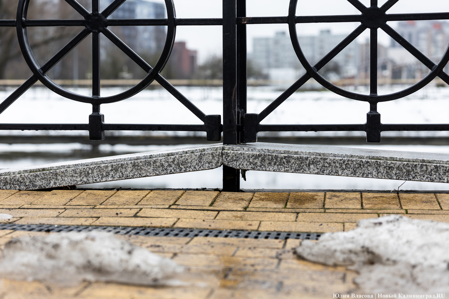 Провал за провалом: что стало с набережной Трибуца за семь лет эксплуатации (фото)