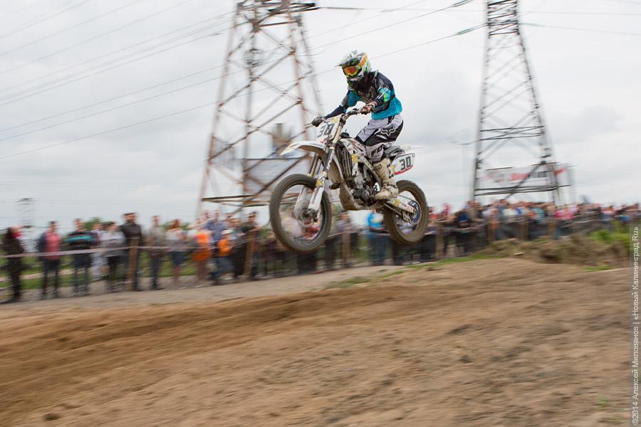 И женщины, и дети: мотокросс на Северной горе