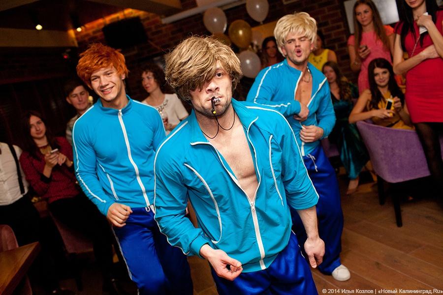 Только для девушек: белорусские стриптизёры «раскачали» «Stereo Cafe»