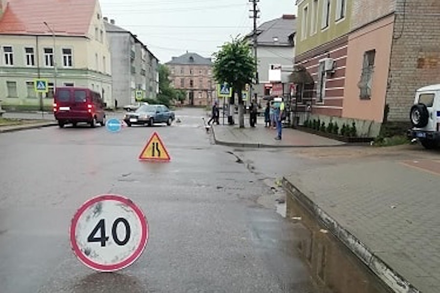 В Гусеве 77-летний водитель «Мерседеса» сбил пенсионерку (фото)