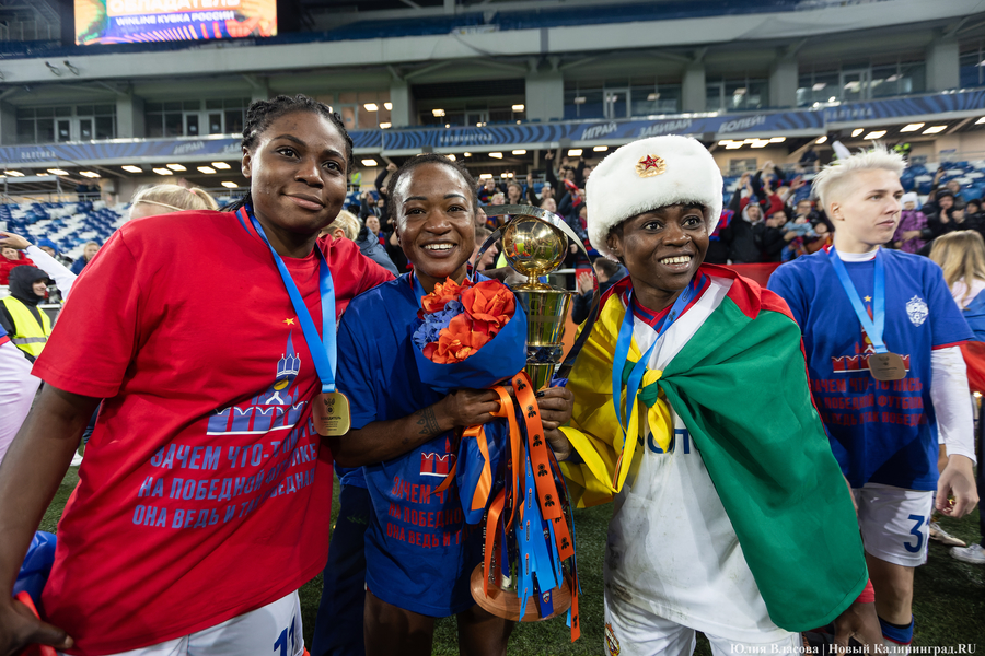 «Дерби двух столиц»: как футболистки ЦСКА обыграли «Зенит» на «Ростех Арене» (фото)