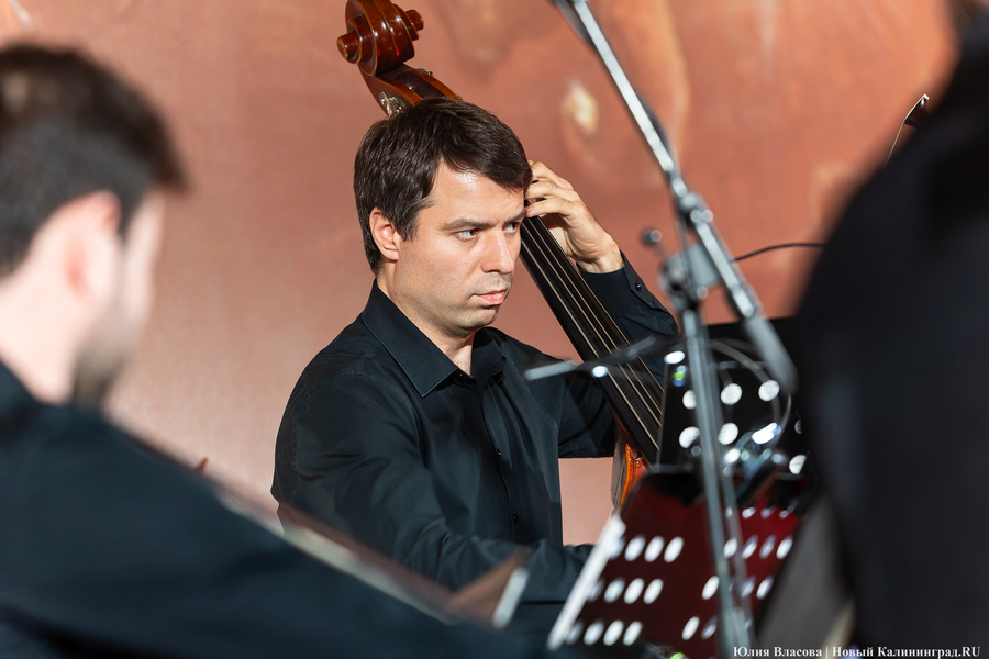 «Кантата» под сводами старинной кирхи: в Нойхаузене сыграли Мусоргского (фото)