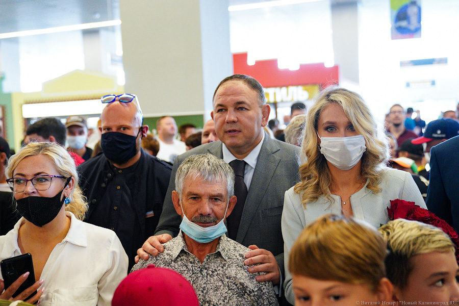 «Калининград приветствует победителя»: как Мусу Евлоева встречали в «Храброво» (фото)