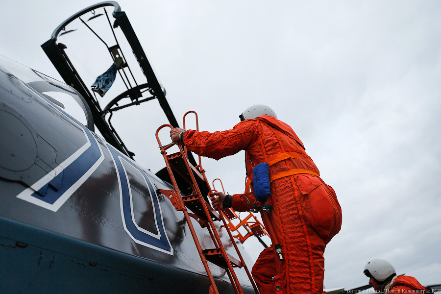 Девушки потом: Балтфлот получил новый сверхманевренный истребитель (фото)