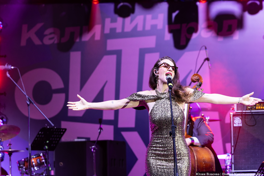 Дикие пляски цыганских шляпников: оглушительное закрытие «Калининград Сити Джаза» (фото)