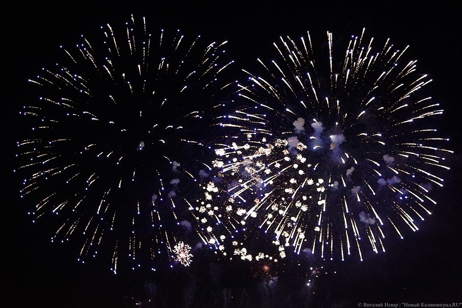 Прежние проблемы на новом месте: в Калининграде начался чемпионат фейерверков