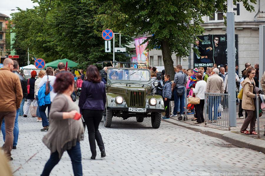 Шаг назад: достоинства и неудачи пешеходной зоны Дня города-2015