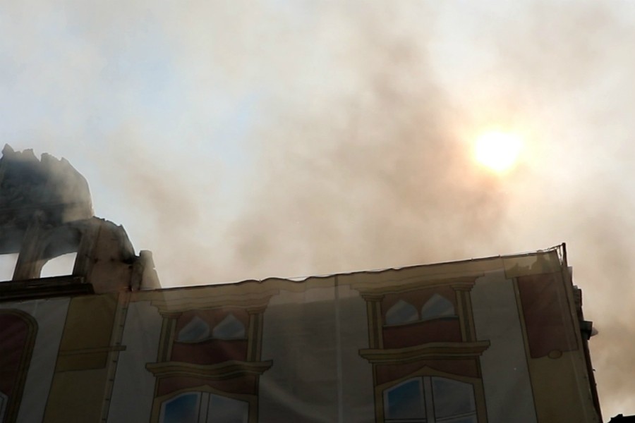 УМЧС: пожар в здании бывшего театра в Советске потушен