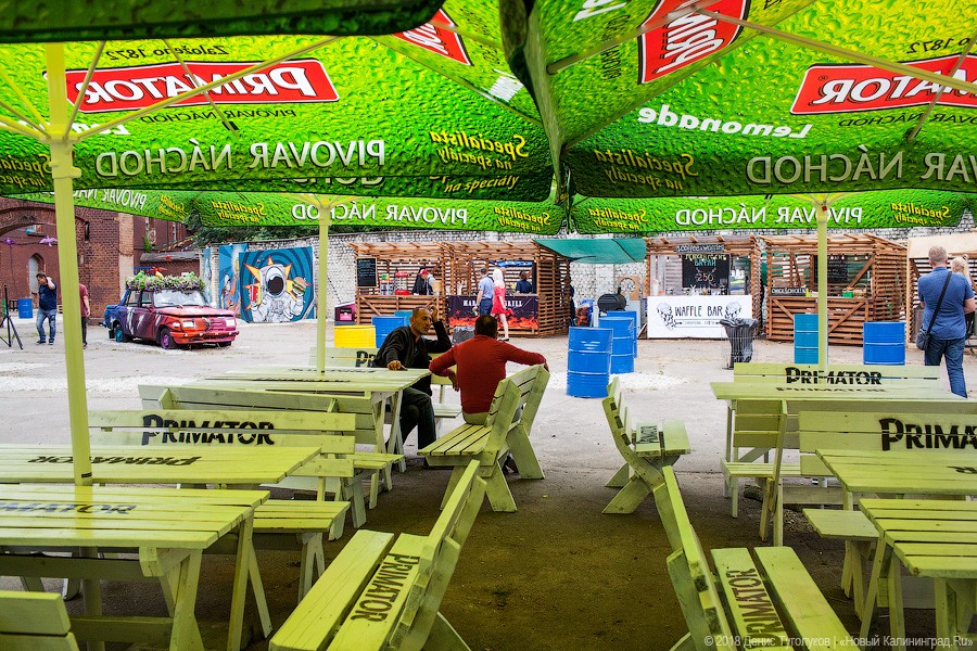 «Гастрономический» бастион: как работает новая стрит-фуд зона на Гвардейском