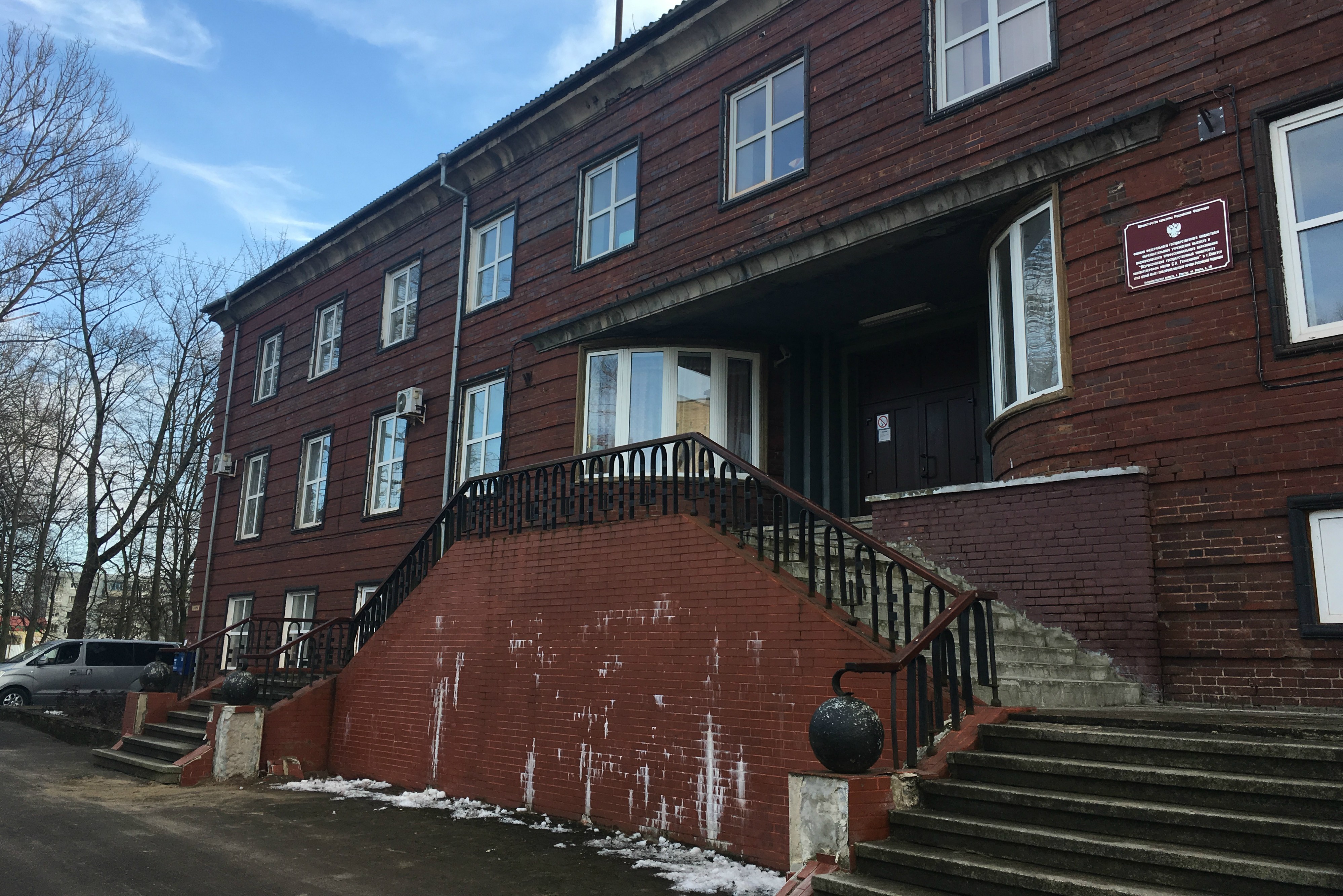 Алиханов рассказал о планах возродить кинотехникум в Советске